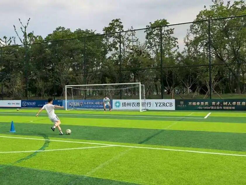 燃情“联超”    “足”够精彩